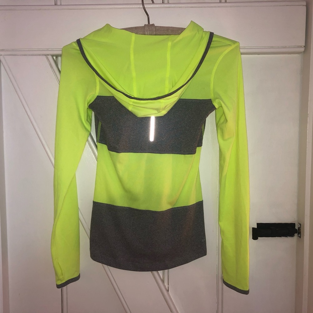 Nike Lightweight Reflective Pullover - image 2